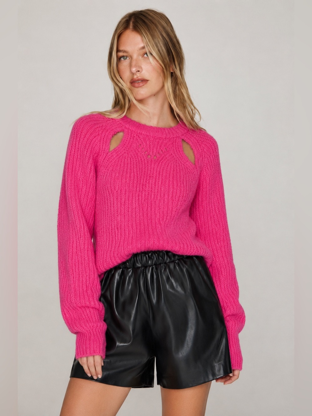 NEW ASTR The Label Kris Cutout Pink Sweater Pullover Size M
